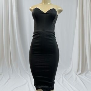 Elegant Black Strapless Dress
